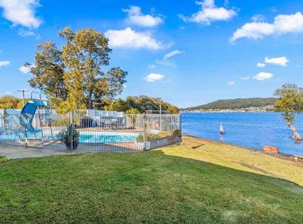 41 Beachfront Pde, St Huberts Island, NSW 2257
