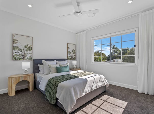 52 Broadwater Street, Runaway Bay, Qld 4216