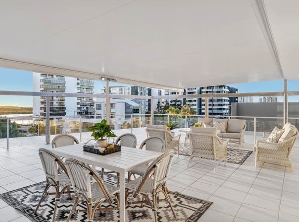 8/71-73 Duporth Avenue, Maroochydore, Qld 4558