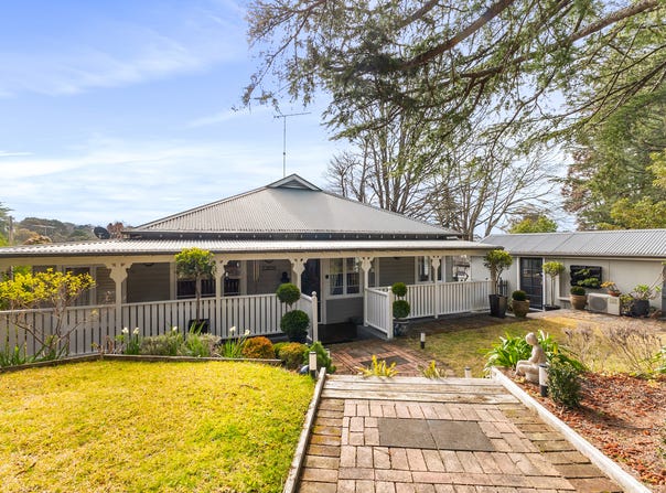 26 Sixth Avenue, Katoomba, NSW 2780