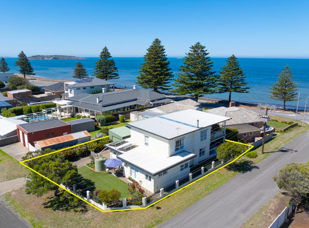 2 Charles St, Encounter Bay, SA 5211