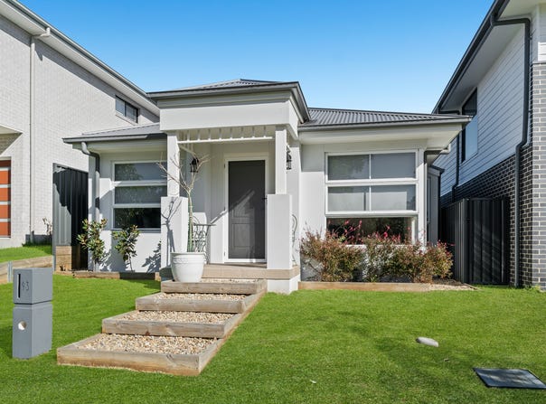 93 Liz Kernohan Drive, Elderslie, NSW 2570
