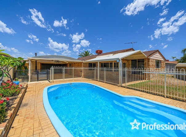 6 Ballantrae Court, Kingsley, WA 6026