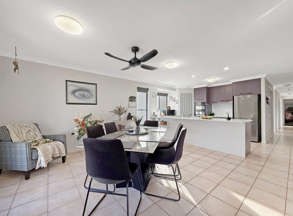 56 Barlow St, Wilsonton, Qld 4350