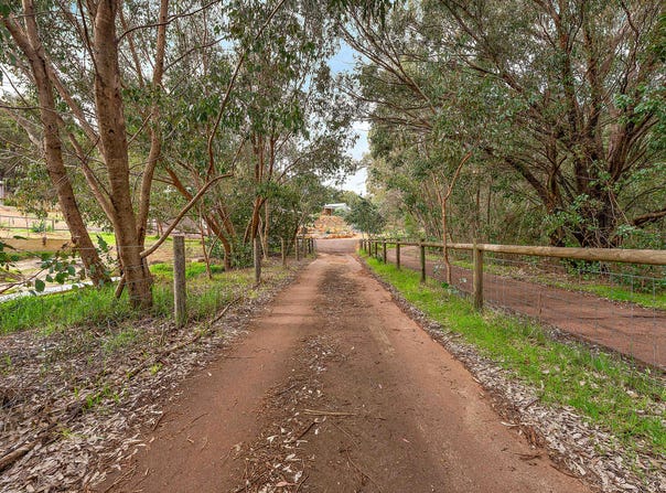 37 Grieve Way, Bedfordale, WA 6112