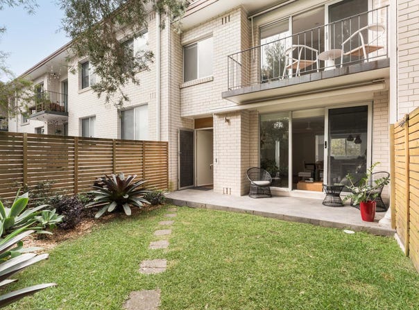 2/52 The Crescent, Dee Why, NSW 2099