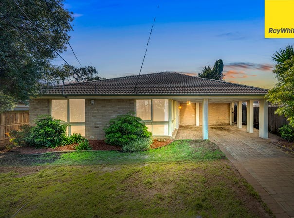 4 Tern Court, Melton, Vic 3337