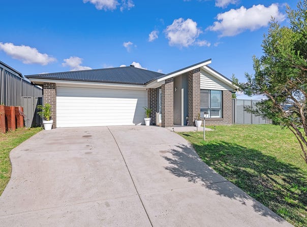 2 Howard Street, Cliftleigh, NSW 2321