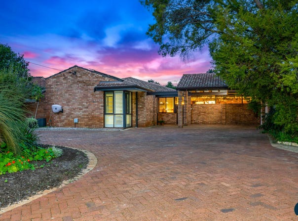 4 Sunbird Court, Willetton, WA 6155