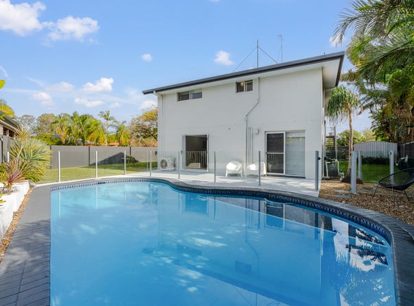 5 Spindle Street, Palm Beach, Qld 4221