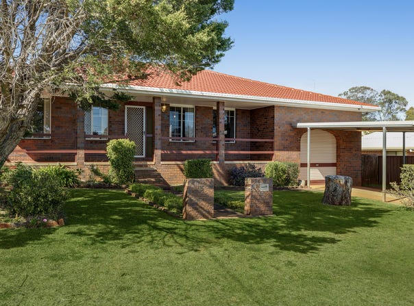 3 Sapphire Street, Kearneys Spring, Qld 4350