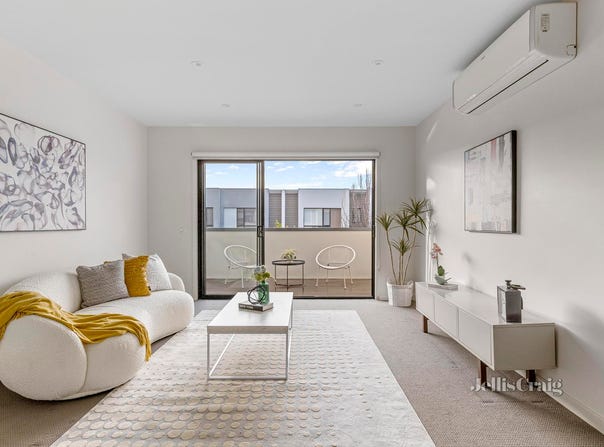 35 Charlton Avenue, Cheltenham, Vic 3192