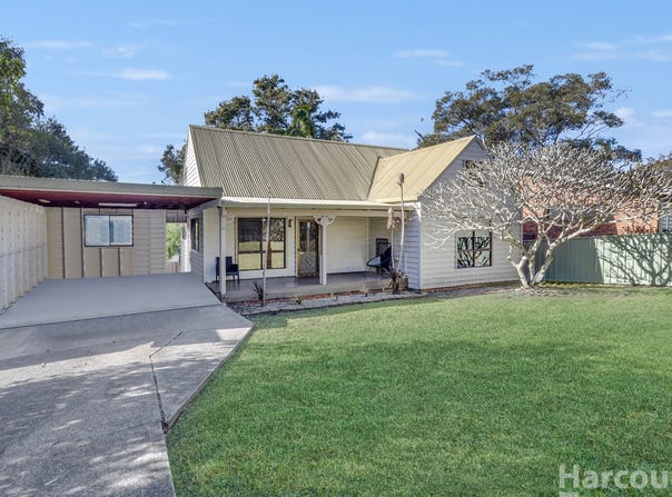 6 Entrance Street, South West Rocks, NSW 2431