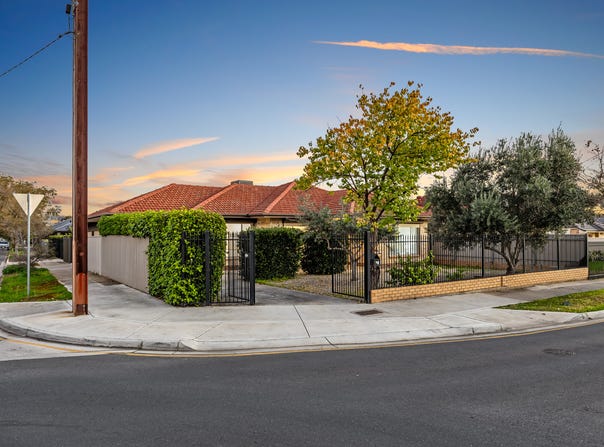 7 Ormond Avenue, Clearview, SA 5085