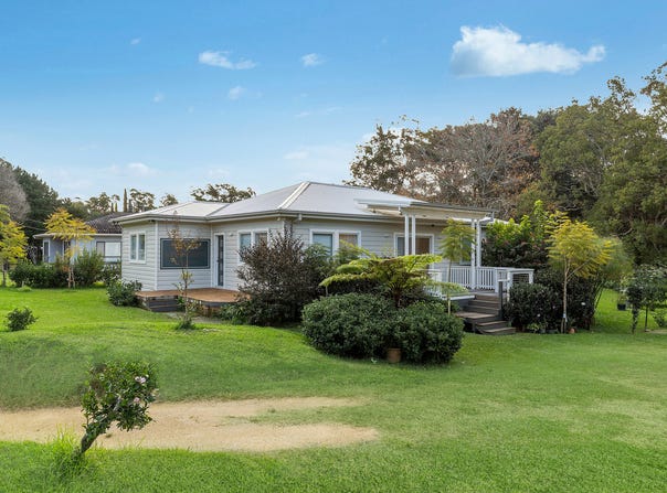 369 Terrigal Drive, Erina, NSW 2250