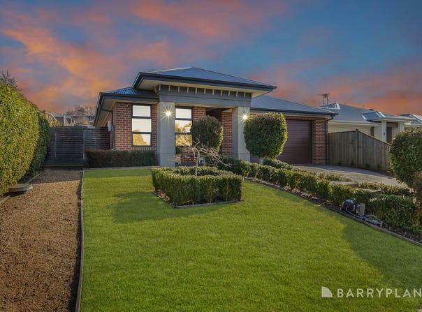 54 Sunnybrook Avenue, Warragul, Vic 3820