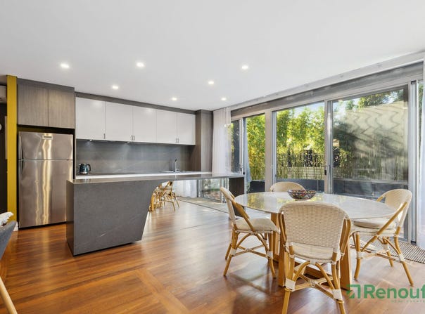 1/9 Wrexham Street, Bicton, WA 6157