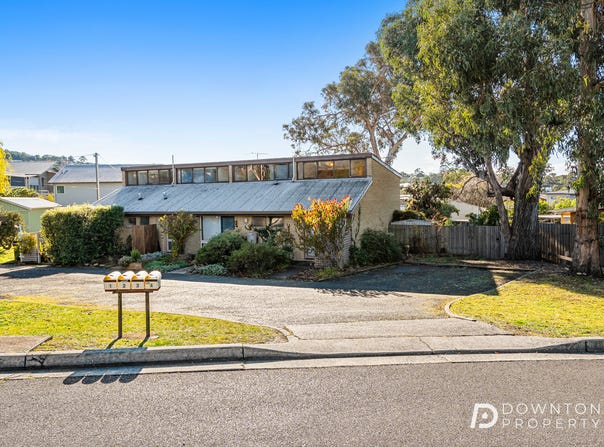 4/15 Hazell Street, Blackmans Bay, Tas 7052