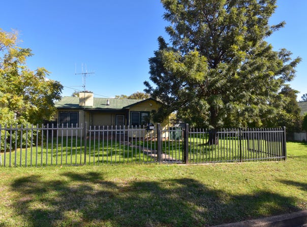 135 Pierce Street, Wellington, NSW 2820