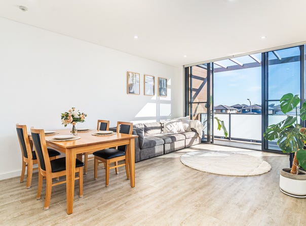 215/3 Sundown Road, North Kellyville, NSW 2155