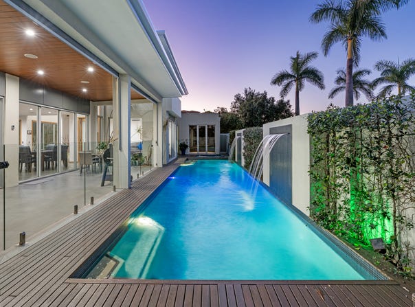 7843 Pavilions Close, Hope Island, Qld 4212