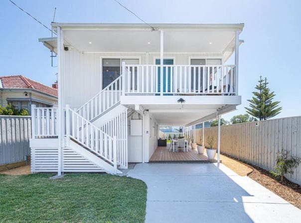 10 Fifth Avenue, Rosebud, Vic 3939