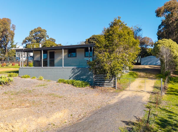9 View Street, Goughs Bay, Vic 3723