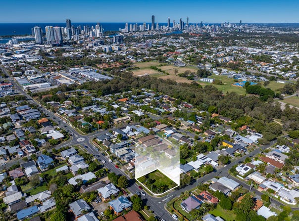 128 Johnston Street, Southport, Qld 4215
