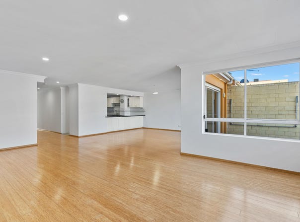 6/253 Ocean Keys Boulevard, Clarkson, WA 6030