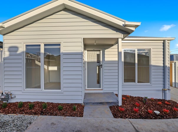 2/55A Church Street, Drouin, Vic 3818