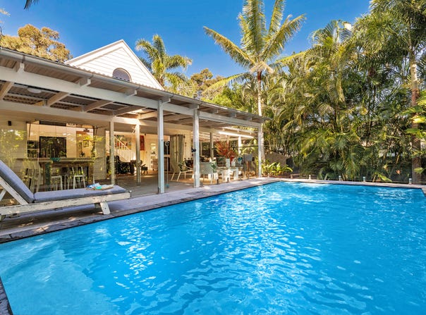237 Edwards Street, Sunshine Beach, Qld 4567