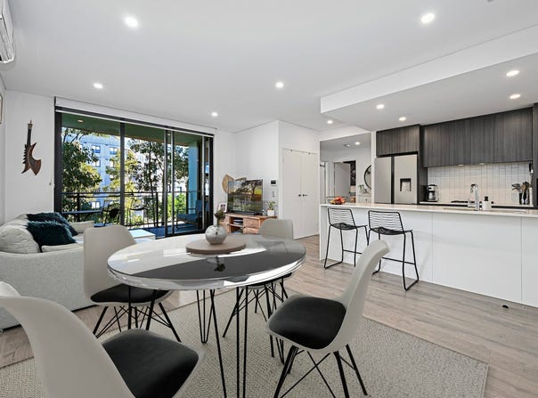 203/60 Lord Sheffield Circuit, Penrith, NSW 2750