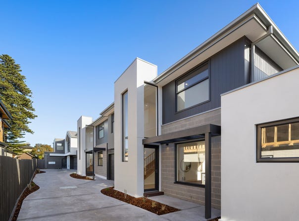 2/24 Clydebank Road, Edithvale, Vic 3196