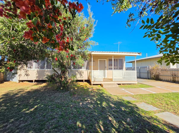 3 Stroud Street, Carnarvon, WA 6701