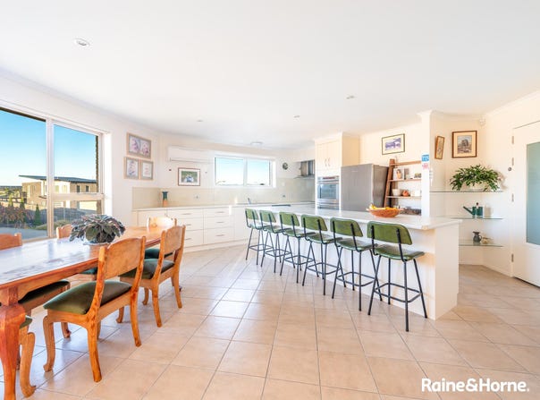70 Tinderbox Road, Blackmans Bay, Tas 7052