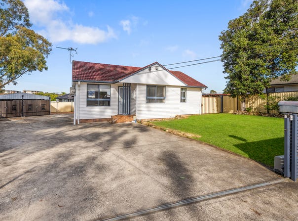 8 De Witt Place, Fairfield West, NSW 2165