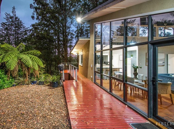 19 Ornata Road, Mount Dandenong, Vic 3767
