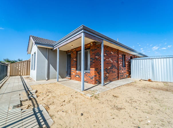 34 Darton Loop, Bertram, WA 6167