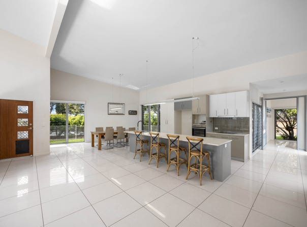27 The Promenade, Pelican Waters, Qld 4551