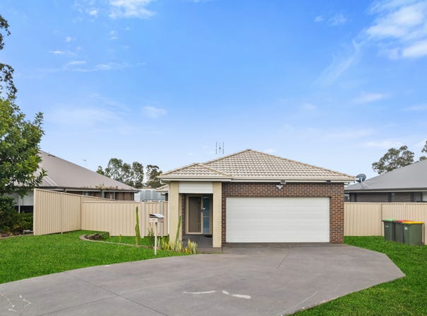 26 Croft Close, Thornton, NSW 2322