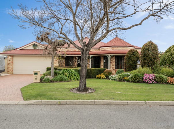 11 Grand Boulevard, Canning Vale, WA 6155