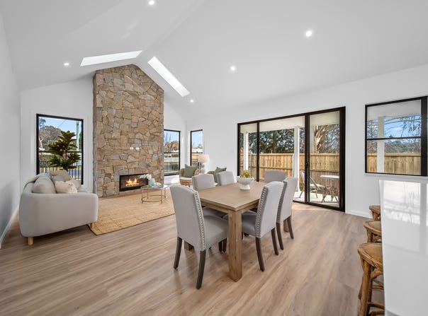 2 Wycliffe Place, Bowral, NSW 2576