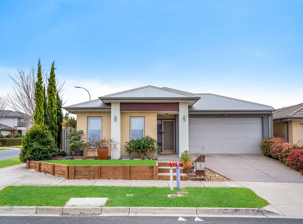 1 Arapiles Street, Cranbourne North, Vic 3977