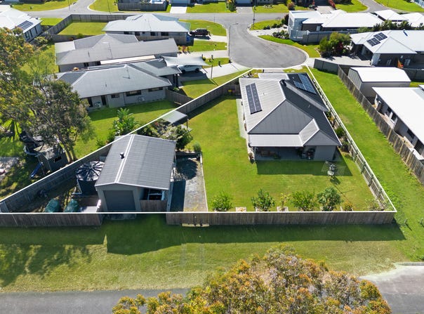 6 Rosa Court, Urangan, Qld 4655