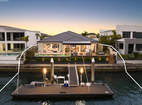 54 King Charles Drive, Sovereign Islands, Qld 4216