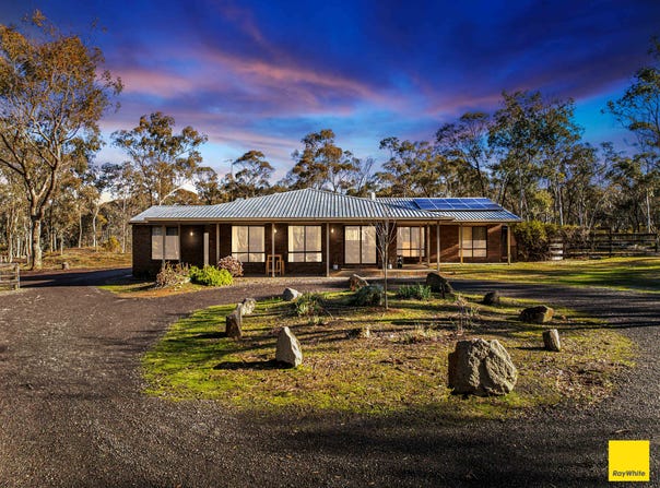 148 Binks Road, Strathfieldsaye, Vic 3551