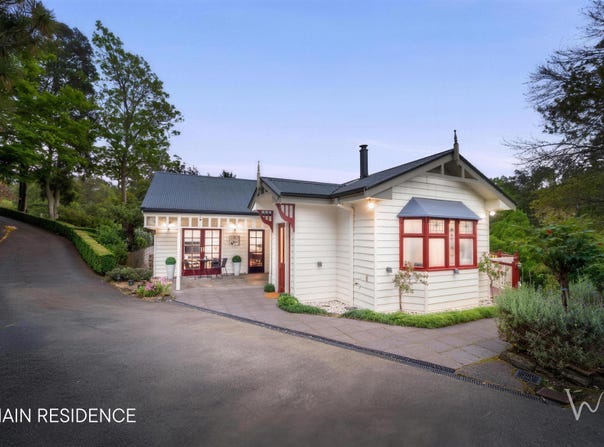 18 Caroline Crescent, Emerald, Vic 3782