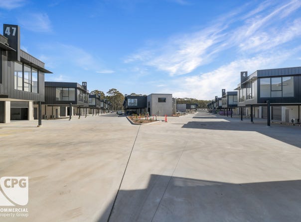 17 Norfolk Avenue, South Nowra, NSW 2541