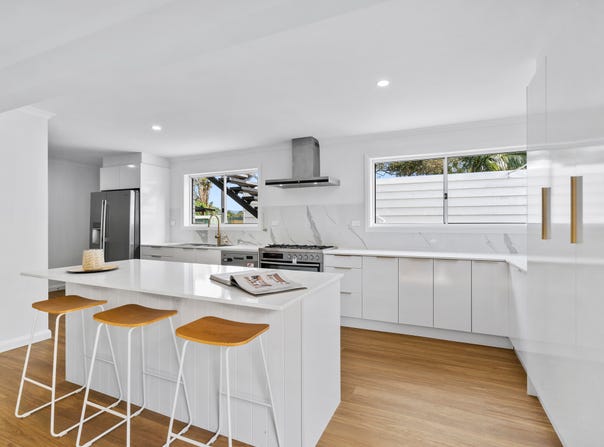 93 Highfield Drive, Merrimac, Qld 4226