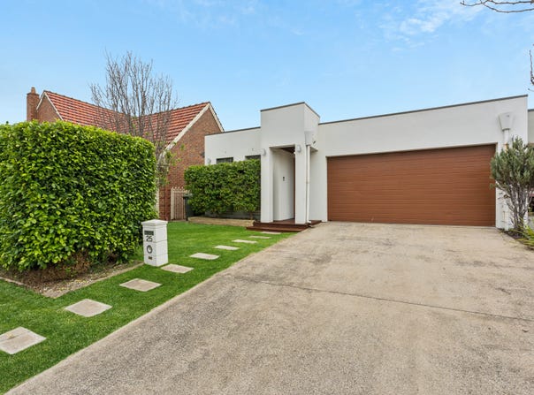 25 Antigua Grove, West Lakes, SA 5021